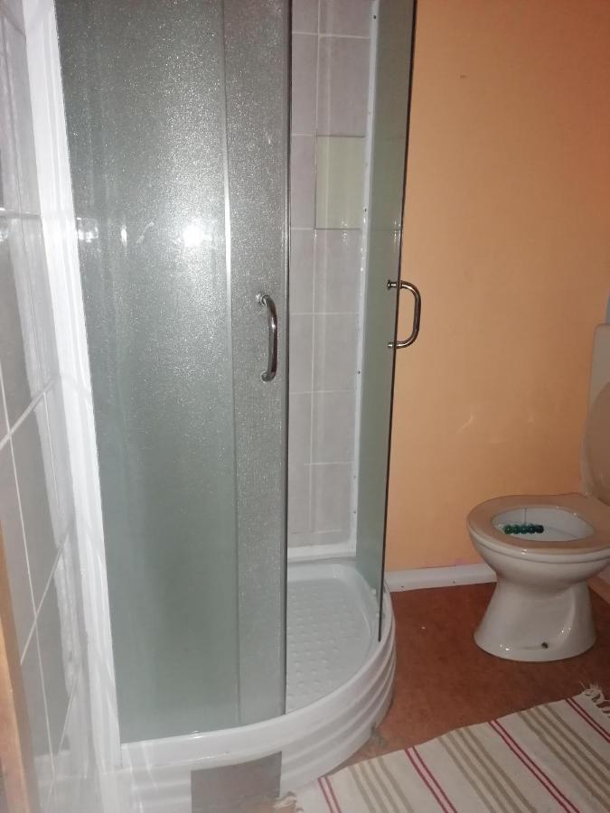 Bed and Breakfast Smucarska Koca Kotlje Екстер'єр фото